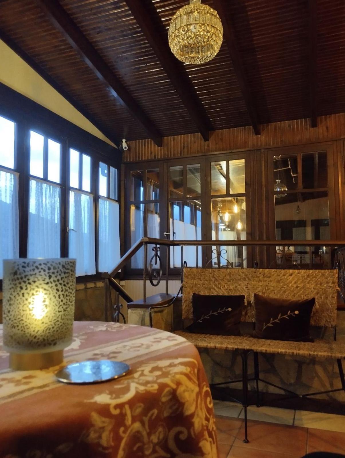 Fanaras Hotel 卡拉维塔 外观 照片